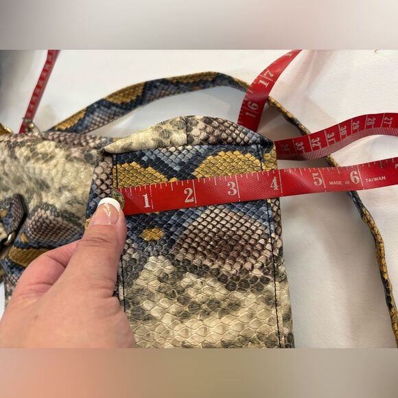 Jessica Simpson Snake Print Satchel - Picture 16 of 16